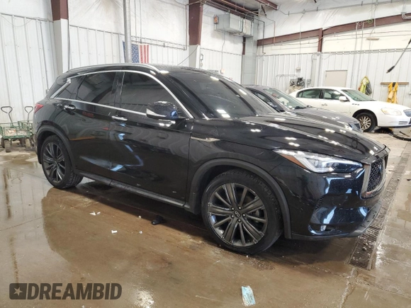 2020 Infiniti QX50 Luxe z VIN 3PCAJ5M37LF108530, wystawiony jako Copart lot #57403415 z przebiegiem 59 201 mil mil oraz Czysty tytuł • Clean title. Historia ofert i sprzedaży dostępna na DreamBid. Obrazek 4.
