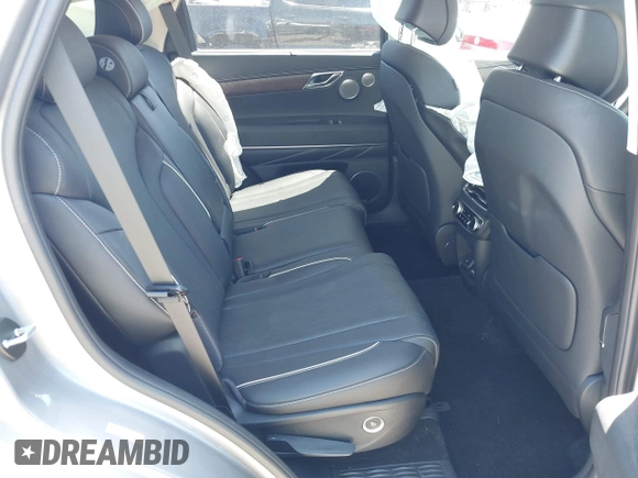 2024 Genesis GV80 with VIN KMUHBDSB7RU164027, listed as a IAAI auction lot 41847987 with 20,092 mi miles and . Bid and sale history available at DreamBid. Image 8.
