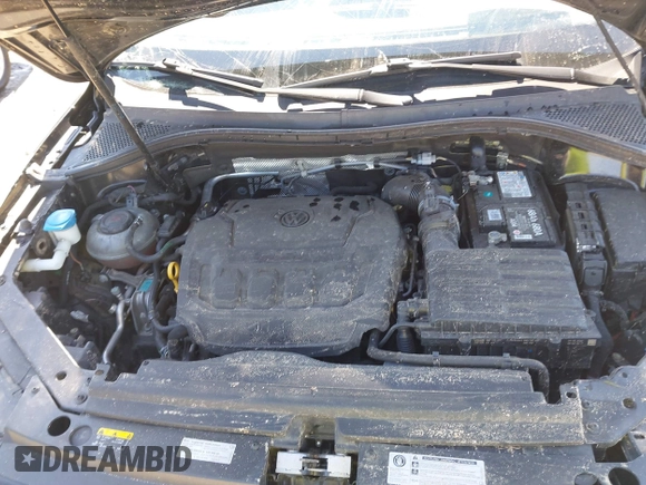 2020 Volkswagen Tiguan SE with VIN 3VV3B7AX1LM139519, listed as a IAAI auction lot 41890276 with 147,303 mi miles and . Bid and sale history available at DreamBid. Image 10.
