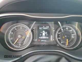 2019 Jeep Cherokee Latitude с VIN 1C4PJLCB9KD187227, выставлен на аукционе Copart как лот 57993515 с пробегом 89 712 миль миль и Списание • Salvage title. История ставок и продаж доступна на DreamBid. Изображение 9.