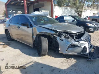 2016 Lexus ES 330 z VIN JTHBK1GG4G2236076, wystawiony jako IAAI lot #42124873 z przebiegiem 118 102 mil mil oraz . Historia ofert i sprzedaży dostępna na DreamBid. Obrazek 1.