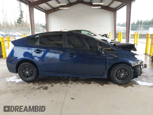 2015 Toyota Prius Four with VIN JTDKN3DU0F1996525, listed as a IAAI auction lot 41788534 with 322,072 mi miles. Bid and sale history available at carsss.com. Image 12.