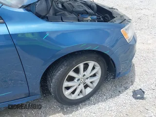 2015 Volkswagen Jetta SE с VIN 3VWD17AJ3FM231847, выставлен на аукционе IAAI как лот 42606494 с пробегом 195 730 миль миль и . История ставок и продаж доступна на DreamBid. Изображение 15.