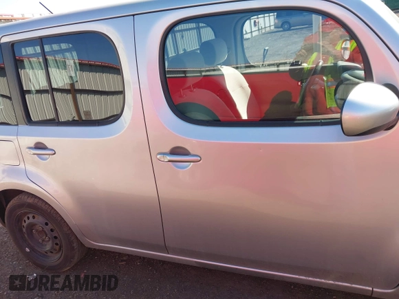 2011 Nissan Cube 1.8 SL with VIN JN8AZ2KR2BT205729, listed as a IAAI auction lot 42028429 with 98,694 mi miles. Bid and sale history available at carsss.com. Image 14.