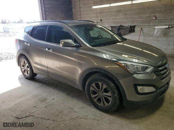 2014 Hyundai Santa Fe Sport with VIN 5XYZUDLB1EG223634, listed as a Copart auction lot 49427795 with 200,050 mi miles and Salvage Title. Bid and sale history available at carsss.com. Image 4.