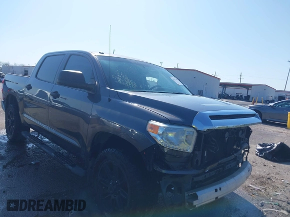 2017 Toyota Tundra 2WD SR5 with VIN 5TFEW5F18HX227330, listed as a IAAI auction lot 41972095 with 92,287 mi miles. Bid and sale history available at carsss.com. Image 1.