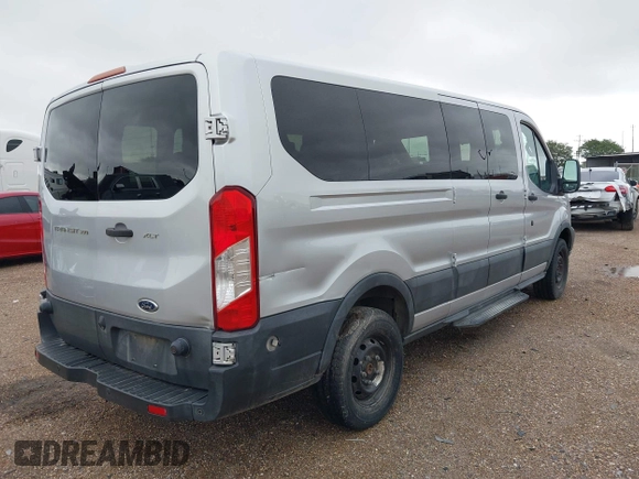 2016 Ford Transit XL z VIN 1FBZX2ZM3GKA80563, wystawiony jako IAAI lot #41874307 z przebiegiem 197 270 mil mil oraz . Historia ofert i sprzedaży dostępna na DreamBid. Obrazek 4.