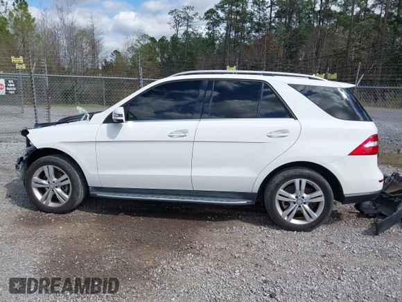 2015 Mercedes-Benz M 350 with VIN 4JGDA5JB5FA500990, listed as a IAAI auction lot 41738851 with 107,749 mi miles and . Bid and sale history available at DreamBid. Image 15.