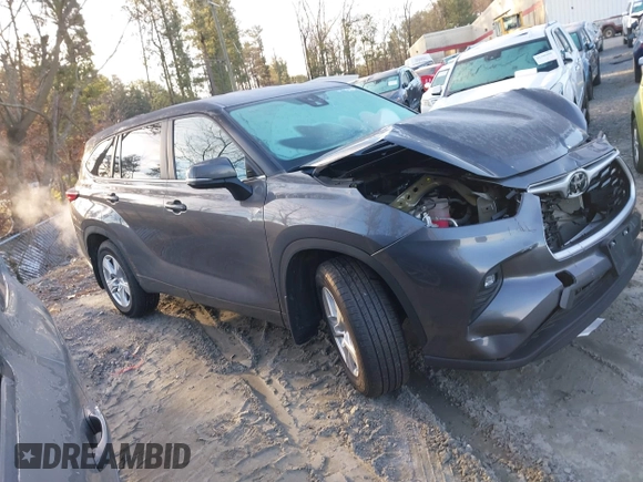 2023 Toyota Highlander L z VIN 5TDKDRBH2PS039426, wystawiony jako IAAI lot #41572761 z przebiegiem 28 220 mil mil oraz . Historia ofert i sprzedaży dostępna na DreamBid. Obrazek 13.