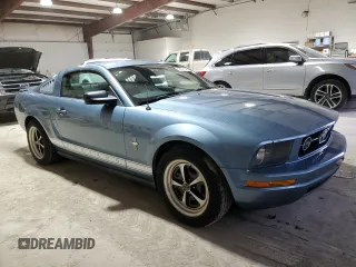 2008 Ford Mustang Deluxe with VIN 1ZVHT80NX85135471, listed as a Copart auction lot 48144245 with 148,737 mi miles and Clean Title. Bid and sale history available at carsss.com. Image 4.