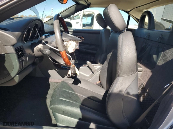 2003 Mercedes-Benz SLK-Class 3.2L with VIN WDBKK65F83F276025, listed as a Copart auction lot 76887044 with 38,423 mi miles and Salvage Title. Bid and sale history available at carsss.com. Image 7.