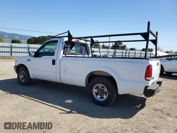 2000 Ford Super Duty F-250 XL with VIN 1FTNF20L0YEA61521, listed as a Copart auction lot 48381005 with 269,284 mi miles and Clean Title. Bid and sale history available at carsss.com. Image 2.
