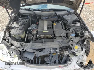 2005 Mercedes-Benz C 230 Kompressor with VIN WDBRF40J95F705498, listed as a Copart auction lot 50466115 with 161,488 mi miles and Salvage title. Bid and sale history available at DreamBid. Image 13.