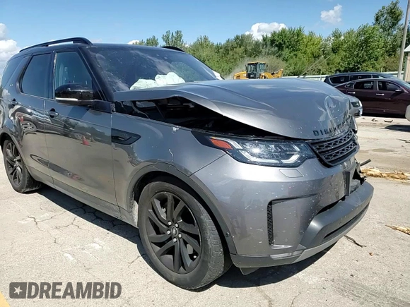 2019 Land Rover Discovery HSE with VIN SALRR2RVXK2406889, listed as a Copart auction lot 70643184 with Not Provided miles and Salvage Title. Bid and sale history available at carsss.com. Image 11.
