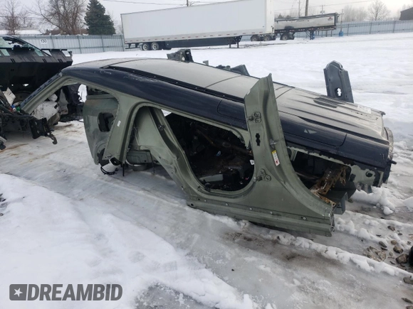 2020 Land Rover Defender HSE z VIN SALE9EEU4L2018152, wystawiony jako Copart lot #83991914 z przebiegiem Nie podano mil oraz Nie do naprawy • Non repairable. Historia ofert i sprzedaży dostępna na DreamBid. Obrazek 4.