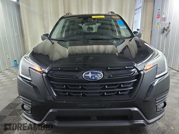 2023 Subaru Forester Premium z VIN JF2SKAEC6PH468002, wystawiony jako IAAI lot #42547222 z przebiegiem 73 121 mil mil oraz . Historia ofert i sprzedaży dostępna na DreamBid. Obrazek 20.