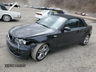 2008 BMW 1 Series 128i with VIN WBAUL73558VJ74098, listed as a Copart auction lot 48660025 with 154,260 mi miles and Salvage Title. Bid and sale history available at carsss.com. Image 1.