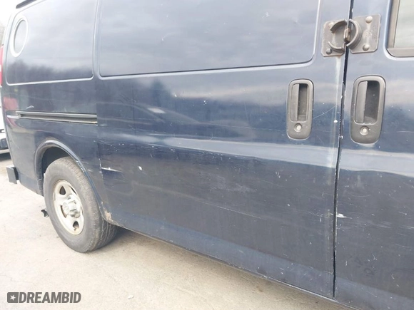 2008 Chevrolet Express Cargo Van with VIN 1GCFG15X981134495, listed as a IAAI auction lot 41918550 with 158,697 mi miles. Bid and sale history available at carsss.com. Image 6.