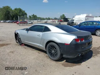 2010 Chevrolet Camaro 1LT z VIN 2G1FB1EV0A9147806, wystawiony jako IAAI lot #39970270 z przebiegiem 160 458 mil mil oraz . Historia ofert i sprzedaży dostępna na DreamBid. Obrazek 3.