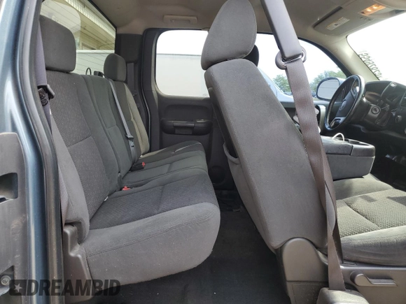 2008 GMC Sierra 1500 SLE1 z VIN 1GTEK19008Z173047, wystawiony jako Copart lot #55492825 z przebiegiem 295 701 mil mil oraz Szkoda całkowita • Salvage title. Historia ofert i sprzedaży dostępna na DreamBid. Obrazek 10.