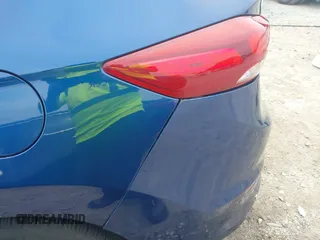 2017 Hyundai Elantra SE z VIN 5NPD84LFXHH128875, wystawiony jako IAAI lot #42260974 z przebiegiem 103 009 mil mil oraz . Historia ofert i sprzedaży dostępna na DreamBid. Obrazek 21.