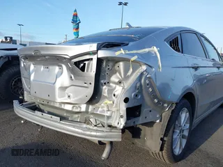 2020 Ford Fusion Hybrid SE with VIN 3FA6P0LU6LR171270, listed as a IAAI auction lot 41919266 with 106,438 mi miles. Bid and sale history available at carsss.com. Image 6.