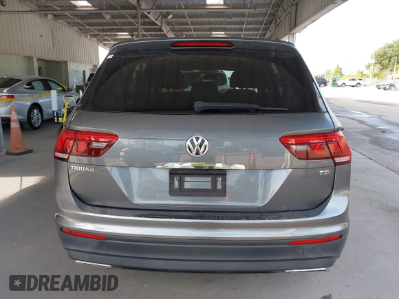 2018 Volkswagen Tiguan S с VIN 3VV1B7AX5JM052288, выставлен на аукционе IAAI как лот 42593264 с пробегом 143 029 миль миль и . История ставок и продаж доступна на DreamBid. Изображение 16.
