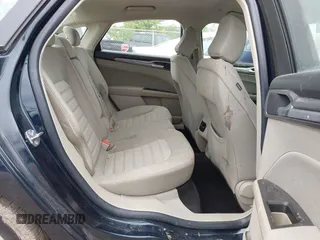 2020 Ford Fusion SE с VIN 3FA6P0LU4LR163314, выставлен на аукционе IAAI как лот 42351409 с пробегом 61 889 миль миль и . История ставок и продаж доступна на DreamBid. Изображение 8.