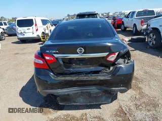 2016 Nissan Altima SV with VIN 1N4AL3AP0GC222075, listed as a IAAI auction lot 41994168 with 118,215 mi miles and . Bid and sale history available at carsss.com. Image 17.