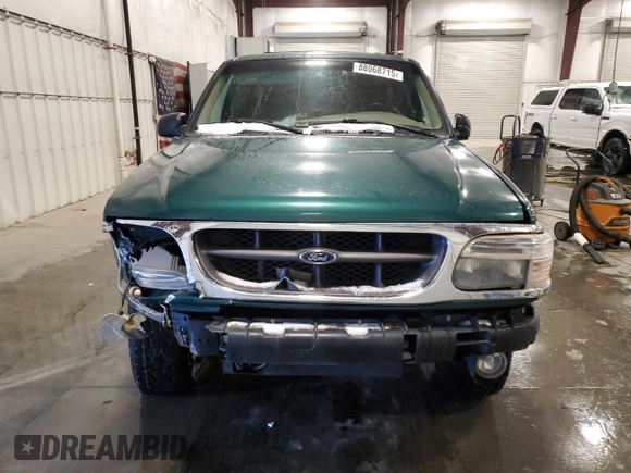 2001 Ford Explorer XLT with VIN 1FMZU63E71ZA80010, listed as a Copart auction lot 88068715 with 112,239 mi miles and Salvage title. Bid and sale history available at DreamBid. Image 5.