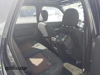 2008 Ford Escape XLT with VIN 1FMCU93108KA52105, listed as a IAAI auction lot 41887169 with 137,539 mi miles. Bid and sale history available at carsss.com. Image 8.