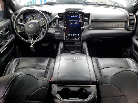 2020 Ram 2500 Limited z VIN 3C6UR5SL9LG282626, wystawiony jako Copart lot #55918975 z przebiegiem 129 540 mil mil oraz Czysty tytuł • Clean title. Historia ofert i sprzedaży dostępna na DreamBid. Obrazek 8.