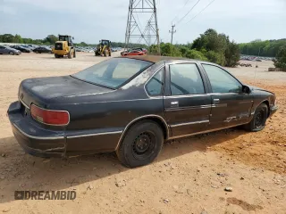 1995 Chevrolet Caprice with VIN 1G1BL52P1SR172763, listed as a Copart auction lot 55536305 with 386,536 mi miles and Clean Title. Bid and sale history available at DreamBid. Image 3.
