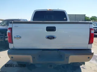 2014 Ford F-250 XL z VIN 1FT7W2BT2EEB61251, wystawiony jako IAAI lot #41970563 z przebiegiem 244 184 mil mil oraz . Historia ofert i sprzedaży dostępna na DreamBid. Obrazek 16.