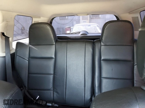 2014 Jeep Patriot Latitude z VIN 1C4NJPFA4ED529835, wystawiony jako Copart lot #57632435 z przebiegiem 150 979 mil mil oraz Czysty tytuł • Clean title. Historia ofert i sprzedaży dostępna na DreamBid. Obrazek 10.