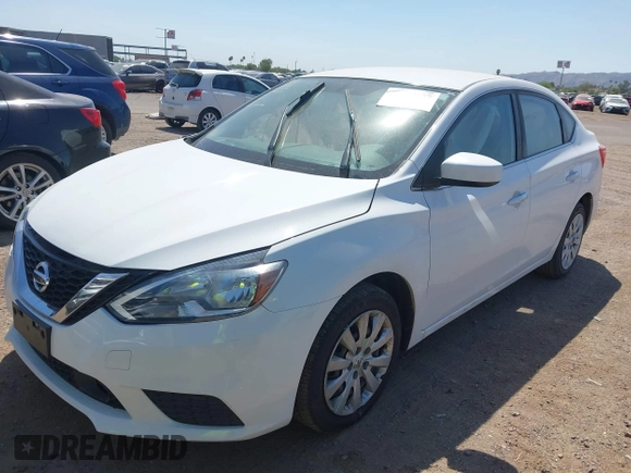 2018 Nissan Sentra S z VIN 3N1AB7AP7JY301247, wystawiony jako IAAI lot #42373195 z przebiegiem 104 270 mil mil oraz . Historia ofert i sprzedaży dostępna na DreamBid. Obrazek 2.