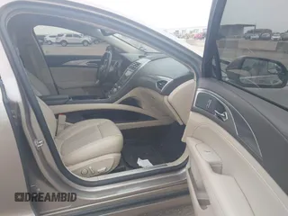 2018 Lincoln MKZ Hybrid Premiere with VIN 3LN6L5KU0JR629348, listed as a IAAI auction lot 41921017 with 119,974 mi miles and . Bid and sale history available at DreamBid. Image 5.