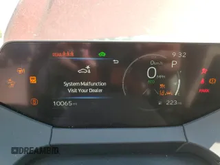 2024 Toyota Prius LE with VIN JTDADABU8R3010236, listed as a Copart auction lot 61234525 with 10,065 mi miles and Salvage title. Bid and sale history available at DreamBid. Image 9.