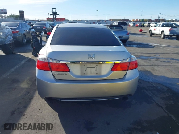 2013 Honda Accord LX z VIN 1HGCR2F32DA215252, wystawiony jako IAAI lot #41535742 z przebiegiem Nie podano mil oraz . Historia ofert i sprzedaży dostępna na DreamBid. Obrazek 14.