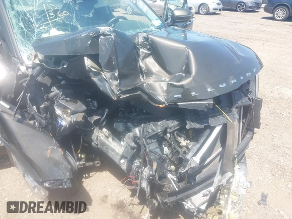 2020 Kia Telluride S with VIN 5XYP6DHC4LG085717, listed as a IAAI auction lot 42436243 with 56,930 mi miles and . Bid and sale history available at DreamBid. Image 6.