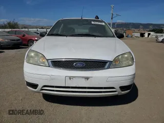 2007 Ford Focus S with VIN 1FAHP34N27W323162, listed as a Copart auction lot 56354725 with 108,427 mi miles and Clean title. Bid and sale history available at DreamBid. Image 5.