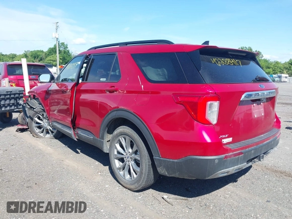 2022 Ford Explorer XLT z VIN 1FMSK8DH2NGC09901, wystawiony jako IAAI lot #42288417 z przebiegiem 40 752 mil mil oraz . Historia ofert i sprzedaży dostępna na DreamBid. Obrazek 3.