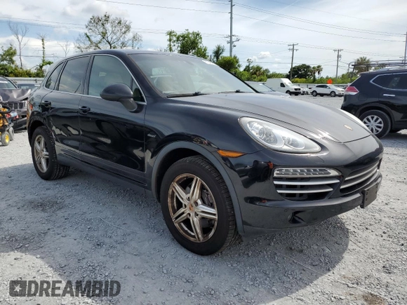 2014 Porsche Cayenne Diesel z VIN WP1AF2A2XELA42744, wystawiony jako Copart lot #61546425 z przebiegiem 72 829 mil mil oraz Szkoda całkowita • Salvage title. Historia ofert i sprzedaży dostępna na DreamBid. Obrazek 4.