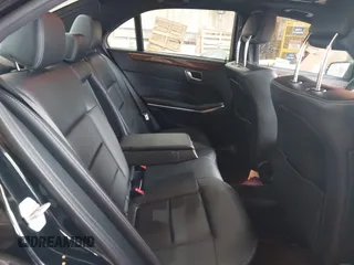 2016 Mercedes-Benz E-Class E 350 Luxury with VIN WDDHF8JB4GB178501, listed as a IAAI auction lot 41043310 with 126,903 mi miles. Bid and sale history available at carsss.com. Image 8.