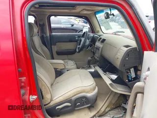 2006 Hummer H3 with VIN 5GTDN136168309603, listed as a IAAI auction lot 42156364 with 1 mi miles. Bid and sale history available at carsss.com. Image 5.