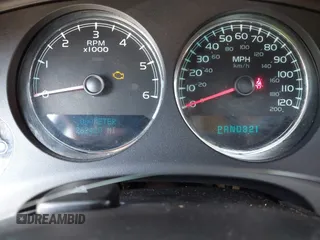 2007 Chevrolet Suburban LS with VIN 1GNFC16087J218794, listed as a IAAI auction lot 42700630 with 262,428 mi miles and . Bid and sale history available at DreamBid. Image 7.