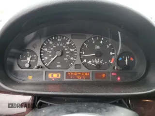 2004 BMW 3 Series 325xi with VIN WBAEP33434PF04105, listed as a Copart auction lot 47233675 with 147,410 mi miles and Clean Title. Bid and sale history available at carsss.com. Image 9.