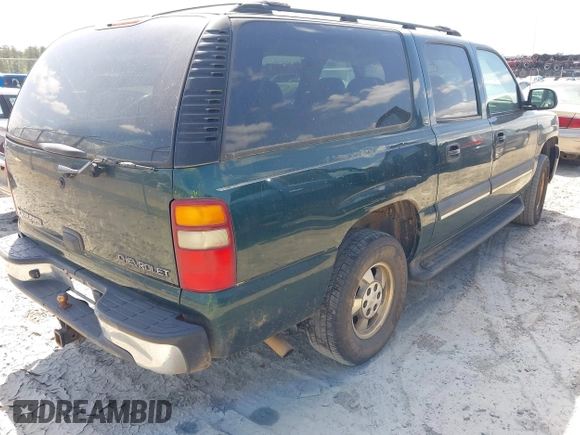 2002 Chevrolet Suburban LS with VIN 3GNEC16Z62G351865, listed as a IAAI auction lot 42035541 with 234,846 mi miles. Bid and sale history available at carsss.com. Image 4.