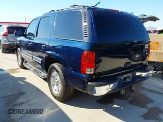 2004 Chevrolet Tahoe LT with VIN 1GNEC13Z64R186097, listed as a IAAI auction lot 42035901 with 285,408 mi miles. Bid and sale history available at carsss.com. Image 3.