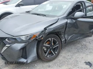 2024 Nissan Sentra SV z VIN 3N1AB8CV1RY261972, wystawiony jako IAAI lot #42135945 z przebiegiem 21 250 mil mil oraz . Historia ofert i sprzedaży dostępna na DreamBid. Obrazek 6.